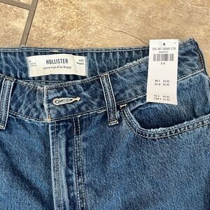 Hollister Jeans Brand NEW with tags. Size 8  w29 Regular